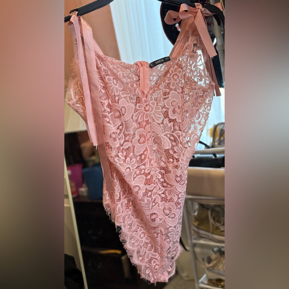Elegant Pink bodysuit Shein